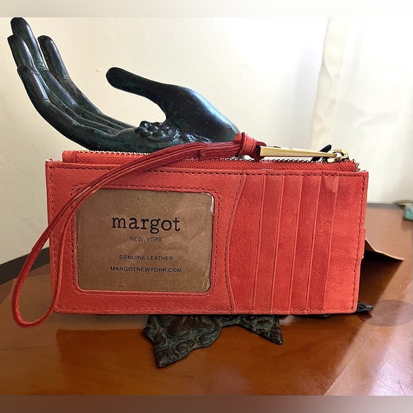 Faye Card Case by Margot NewYork Genuine Leather 6.5” x 3.25” NWT - Picture 1 of 4